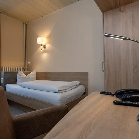 Hotel-restaurant Saelzerhof ホテル 2*